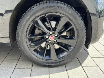 JAGUAR F-Pace P250 AWD R-Dynamic SE
