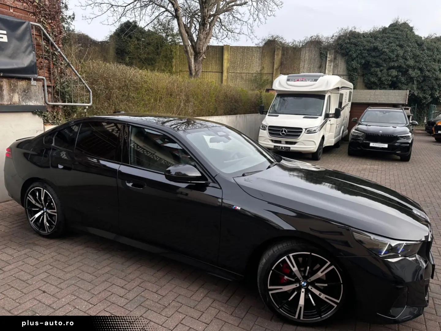 BMW 520d xDr M Sport PANO Sitzkl Autobahn H&K 360