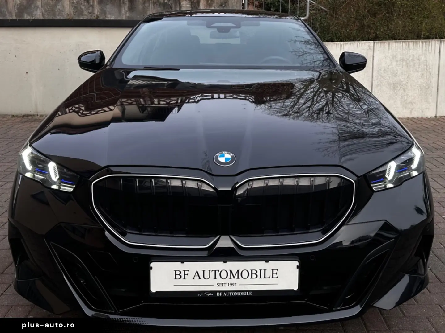 BMW 520d xDr M Sport PANO Sitzkl Autobahn H&K 360