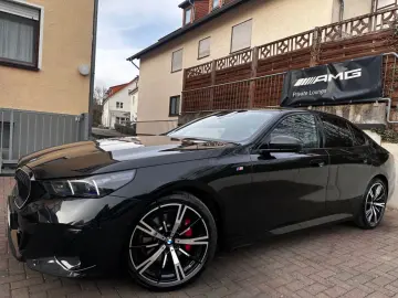 BMW 520d xDr M Sport PANO Sitzkl Autobahn H&K 360