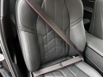 BMW 520d xDr M Sport PANO Sitzkl Autobahn H&K 360