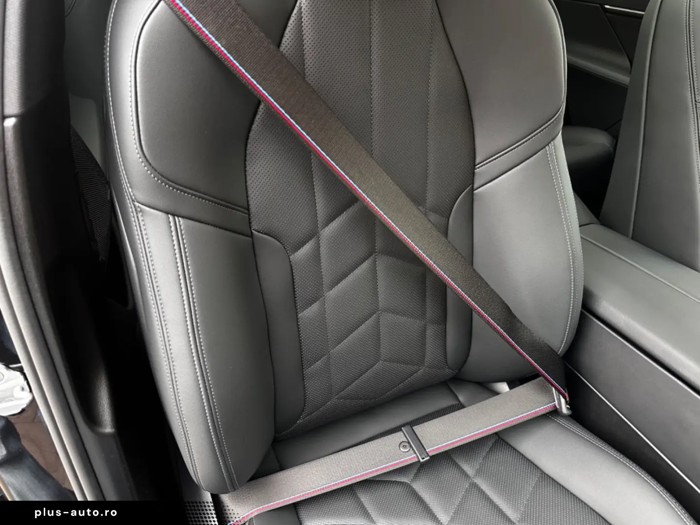 BMW 520d xDr M Sport PANO Sitzkl Autobahn H&K 360