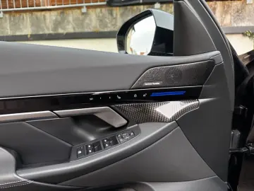 BMW 520d xDr M Sport PANO Sitzkl Autobahn H&K 360