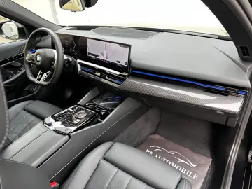 BMW 520d xDr M Sport PANO Sitzkl Autobahn H&K 360