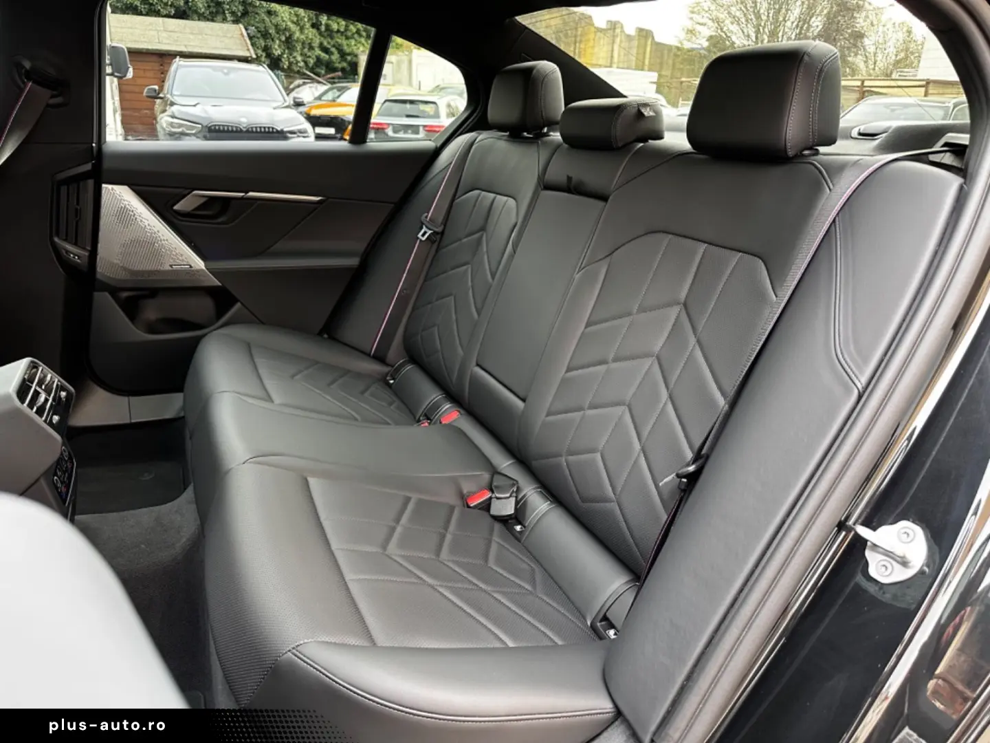 BMW 520d xDr M Sport PANO Sitzkl Autobahn H&K 360