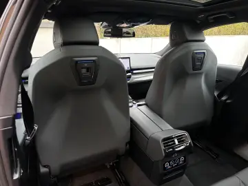 BMW 520d xDr M Sport PANO Sitzkl Autobahn H&K 360