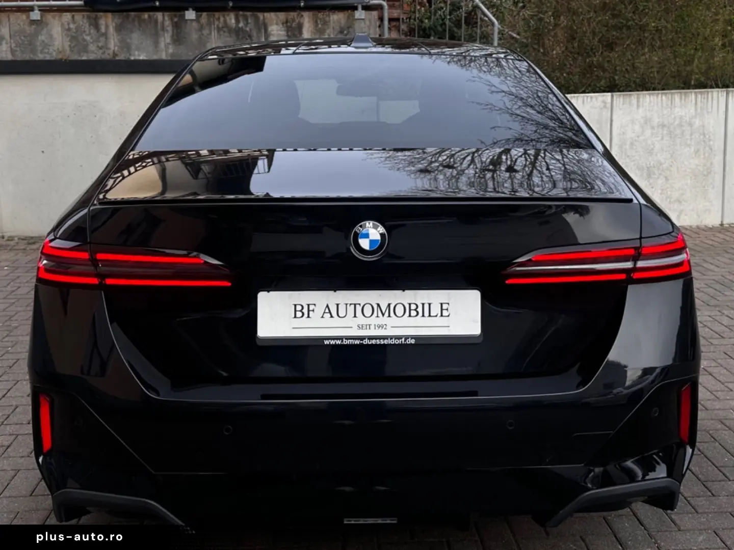 BMW 520d xDr M Sport PANO Sitzkl Autobahn H&K 360