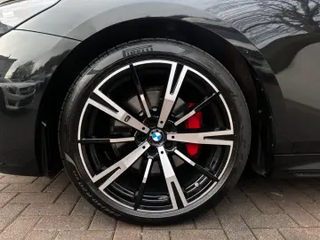 BMW 520d xDr M Sport PANO Sitzkl Autobahn H&K 360