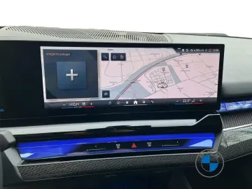 BMW 540d xDrive Limousine M Sport 20  AHK Pano B&W