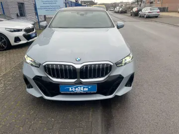 BMW 540 d xDrive M Sport Pano Leder LED Navi 20 Zoll