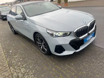 BMW 540 d xDrive M Sport Pano Leder LED Navi 20 Zoll