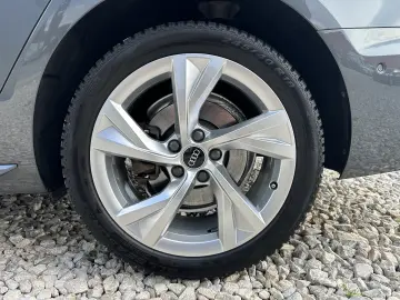 AUDI A4 QUATTRO S-LINE