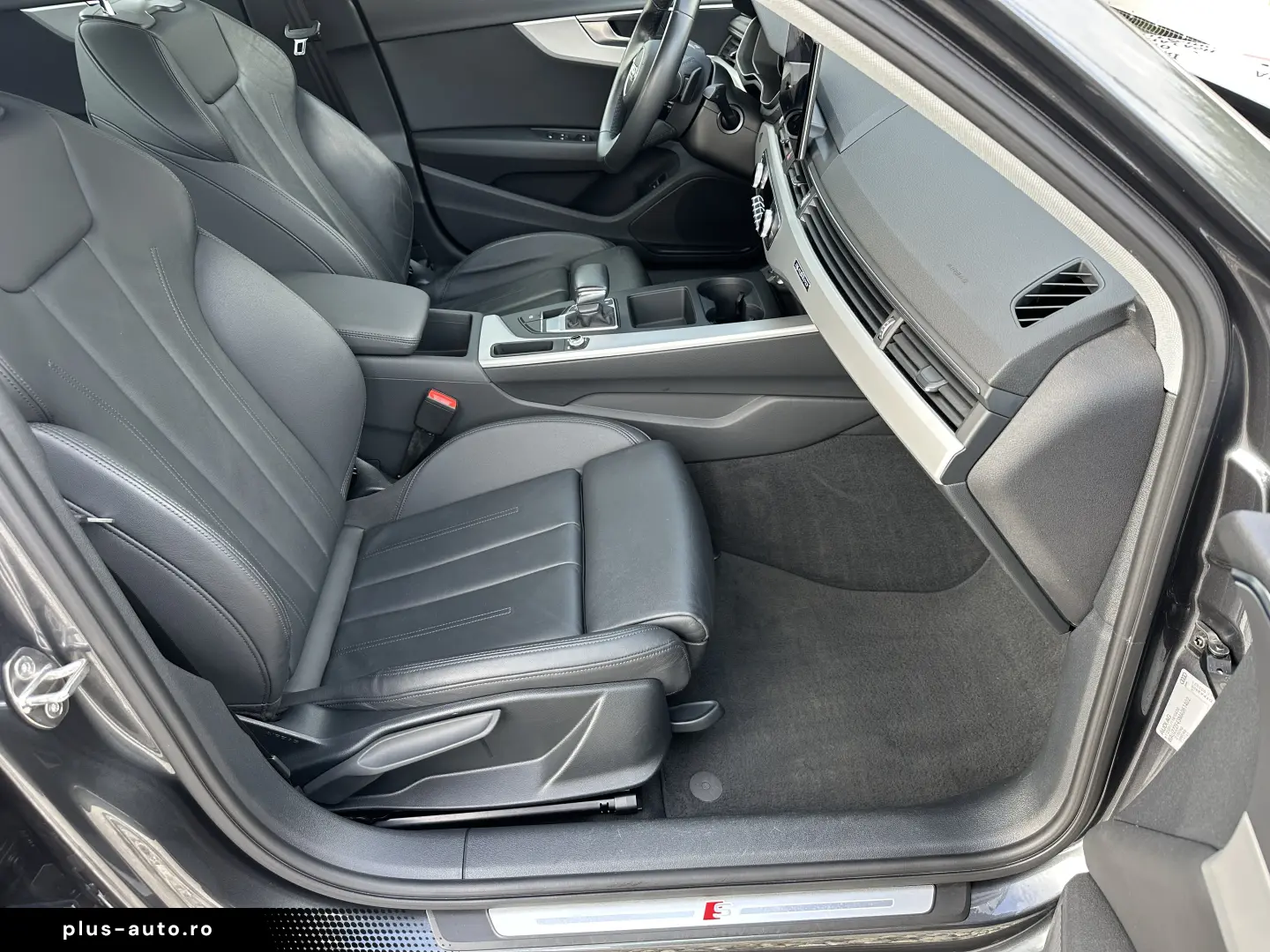 AUDI A4 QUATTRO S-LINE