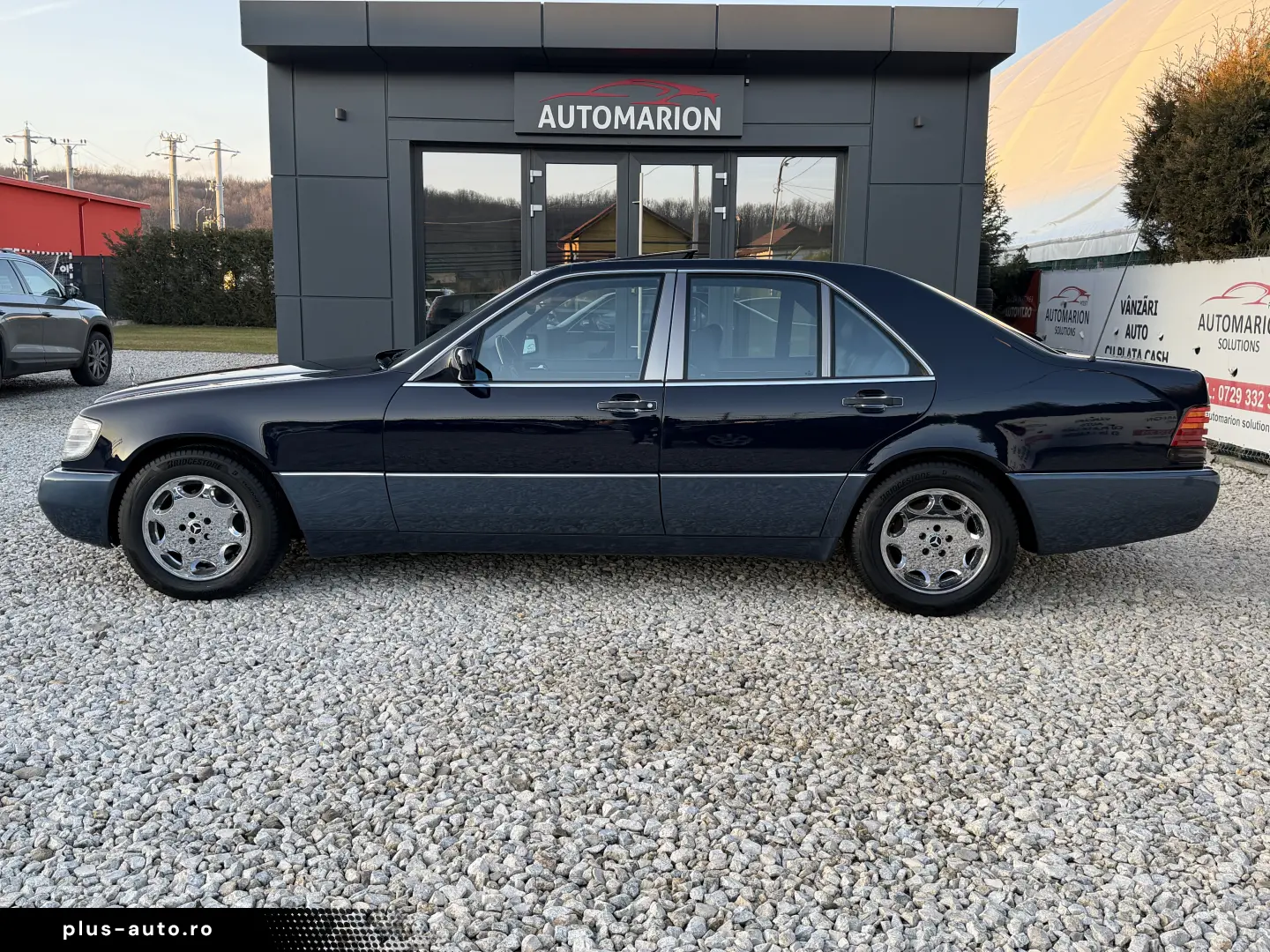 MERCEDES S320 VEHICUL ISTORIC