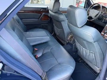 MERCEDES S320 VEHICUL ISTORIC