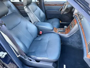 MERCEDES S320 VEHICUL ISTORIC