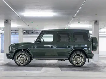 MERCEDES-BENZ G 63 AMG Manufaktur Tiefgrün Superior &hellip;