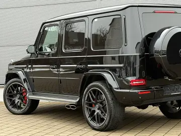 MERCEDES-BENZ G63 AMG Superior Night Paket II Burmester