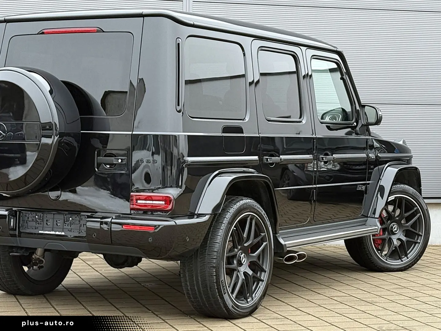 MERCEDES-BENZ G63 AMG Superior Night Paket II Burmester