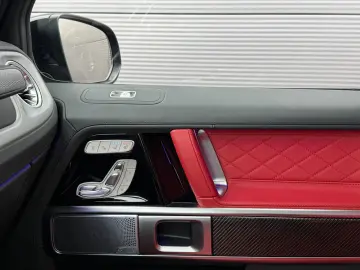 MERCEDES-BENZ G63 AMG Superior Night Paket II Burmester