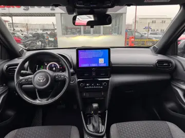 TOYOTA Yaris Cross Hybrid 1.5 VVT-i HSD Dynamic 2024