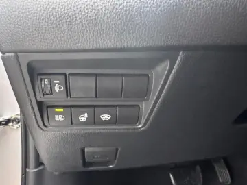 TOYOTA Yaris Cross Hybrid 1.5 VVT-i HSD Dynamic 2024