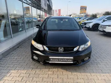 Honda Civic 4D 1.8 MT LS