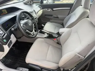 Honda Civic 4D 1.8 MT LS