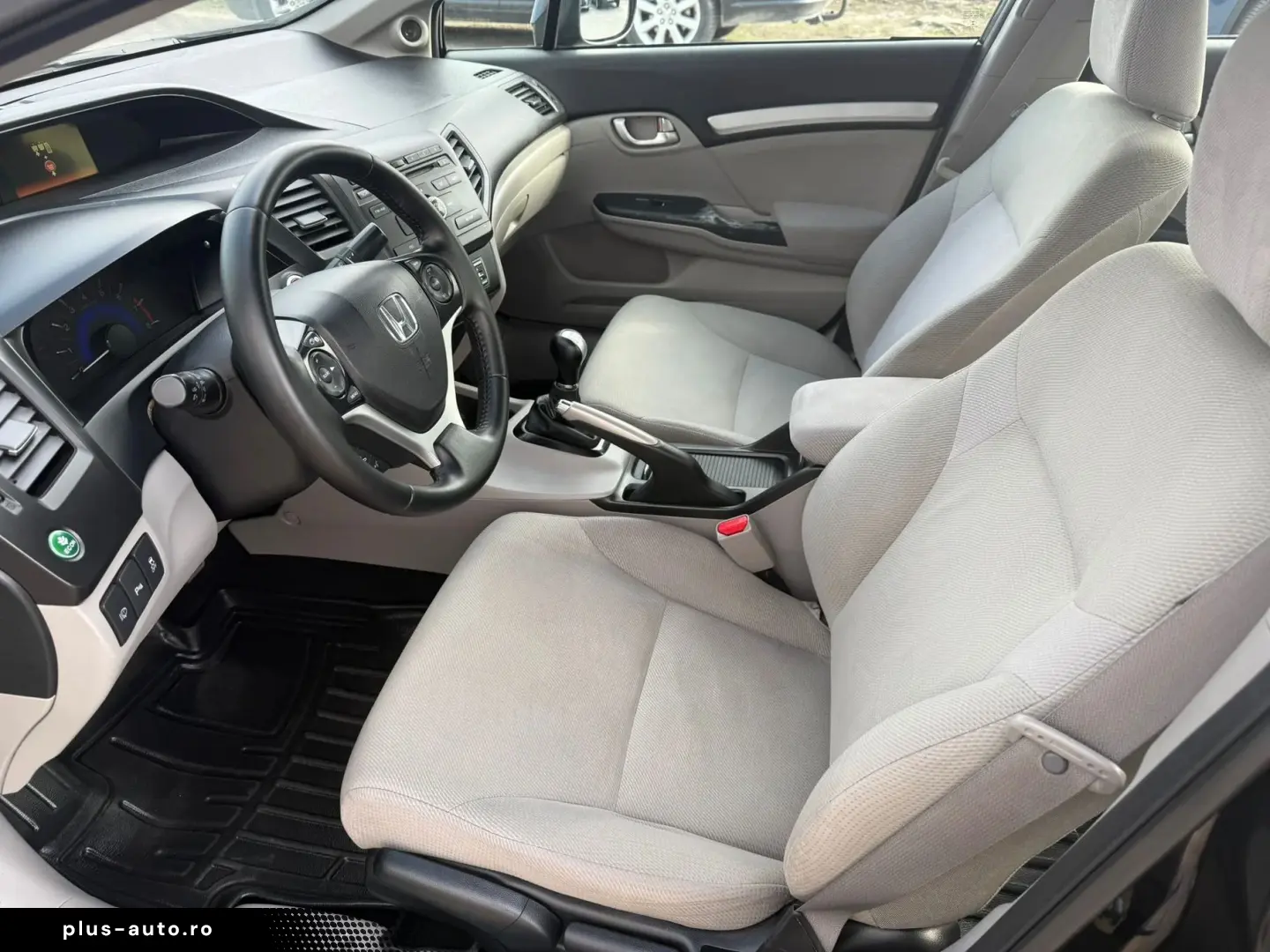 Honda Civic 4D 1.8 MT LS