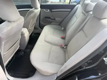 Honda Civic 4D 1.8 MT LS