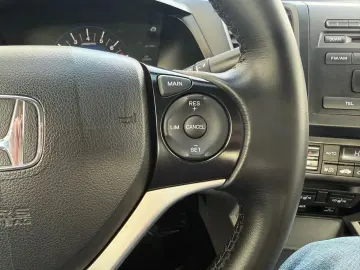 Honda Civic 4D 1.8 MT LS