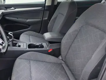 Volkswagen Golf Gen-Viii-2020