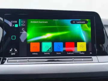 Volkswagen Golf Gen-Viii-2020