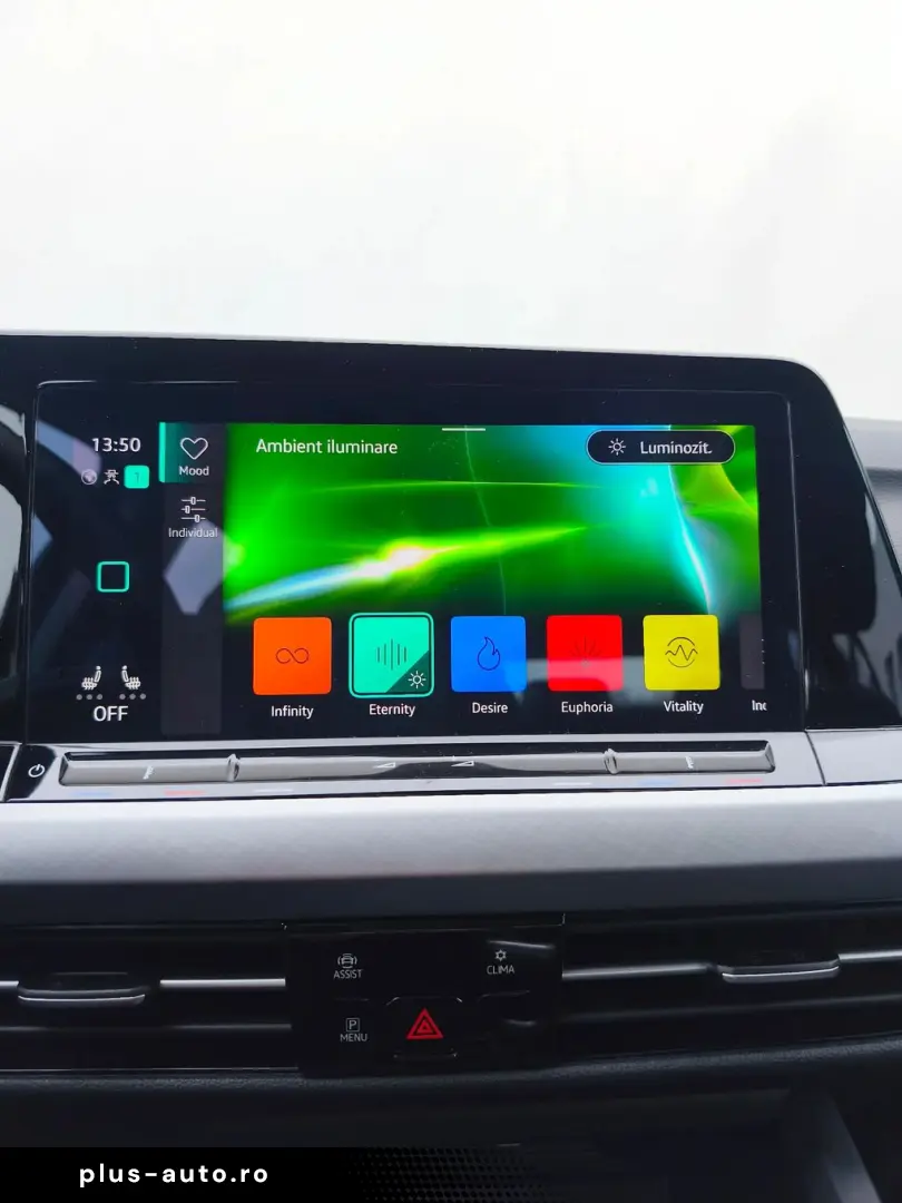 Volkswagen Golf Gen-Viii-2020