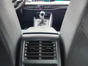 Volkswagen Golf Gen-Viii-2020