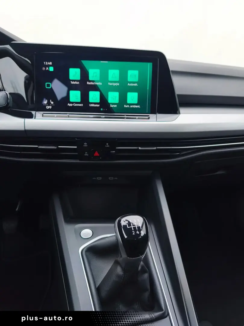 Volkswagen Golf Gen-Viii-2020