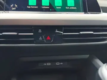 Volkswagen Golf Gen-Viii-2020