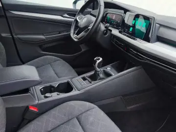 Volkswagen Golf Gen-Viii-2020