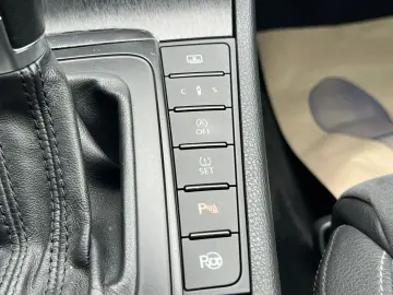 Volkswagen Passat Gen-B7-2010-2014