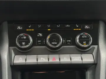 Skoda Karoq 1.5TSI DSG 150CP LED Garantie Finantare leasing