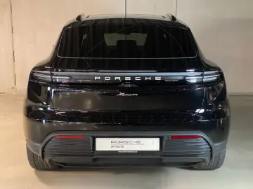 PORSCHE Macan   Panorama Dachsystem   Privacy   PASM