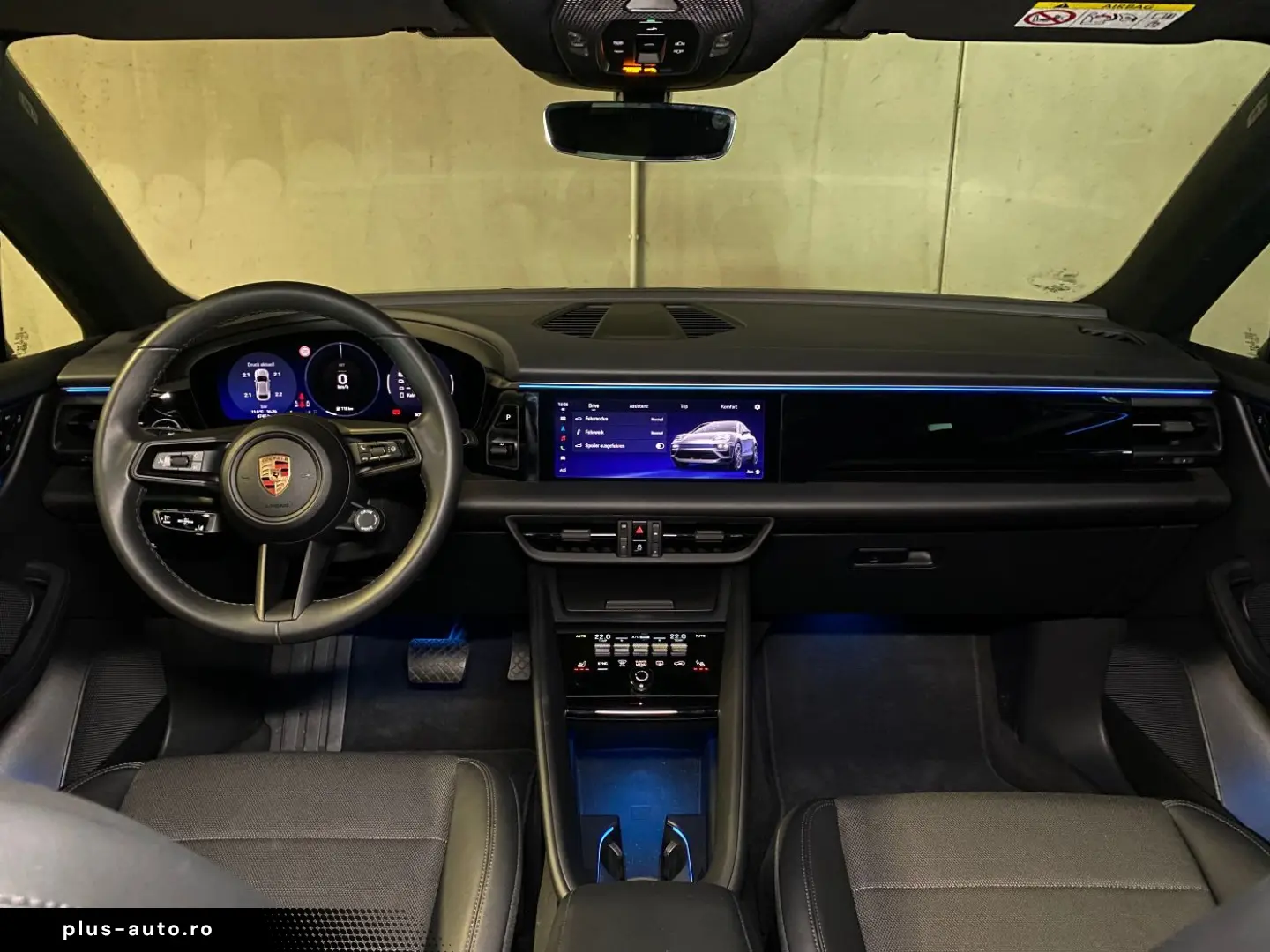 PORSCHE Macan   Panorama Dachsystem   Privacy   PASM