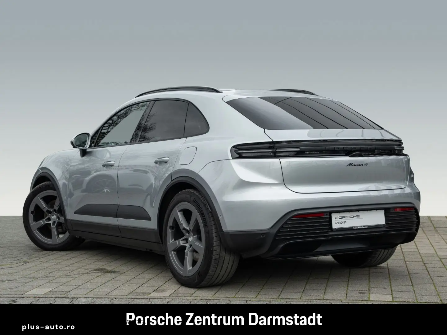 PORSCHE Macan 4 InnoDrive Surround-View BOSE 21-Zoll