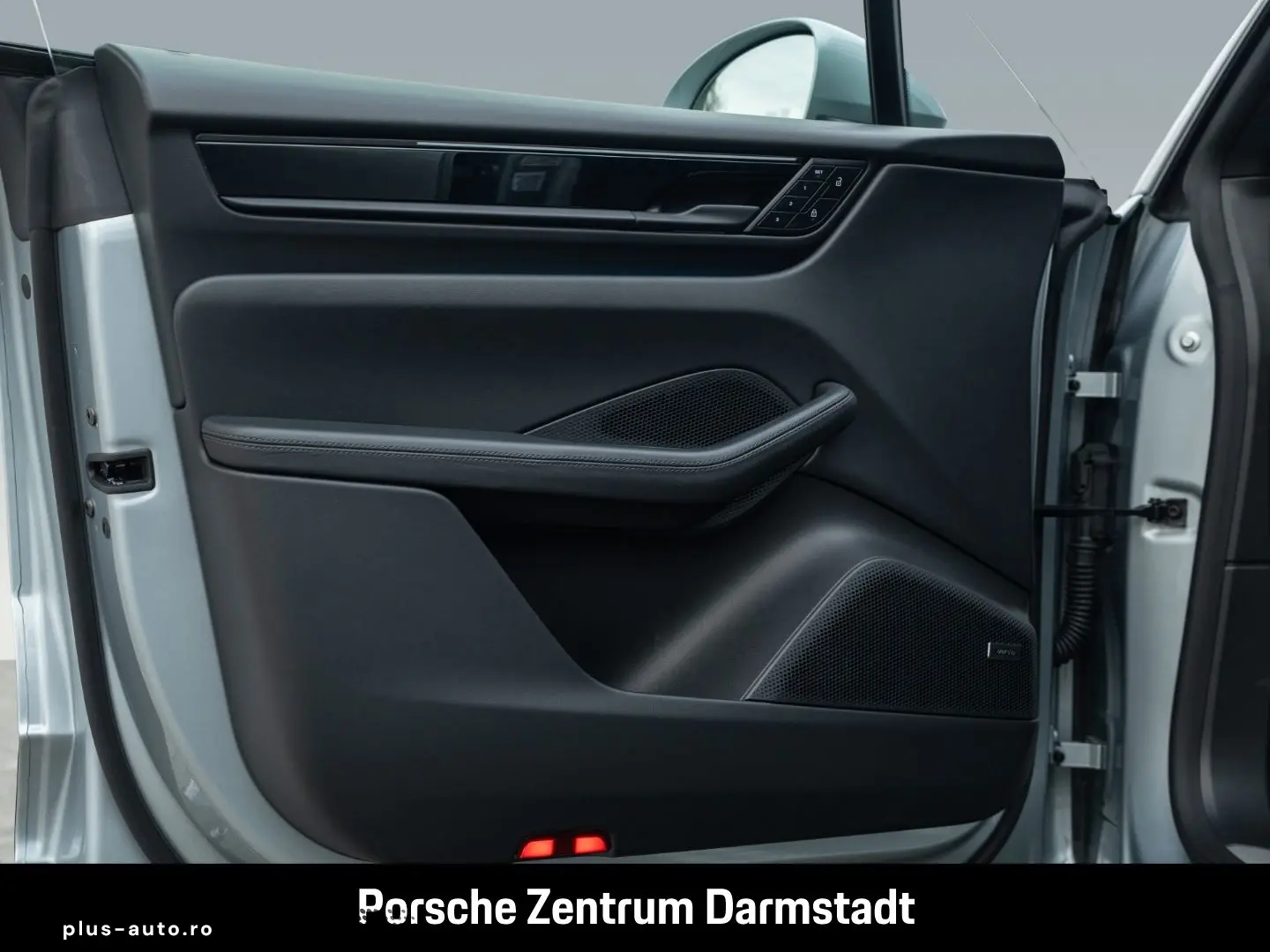 PORSCHE Macan 4 InnoDrive Surround-View BOSE 21-Zoll