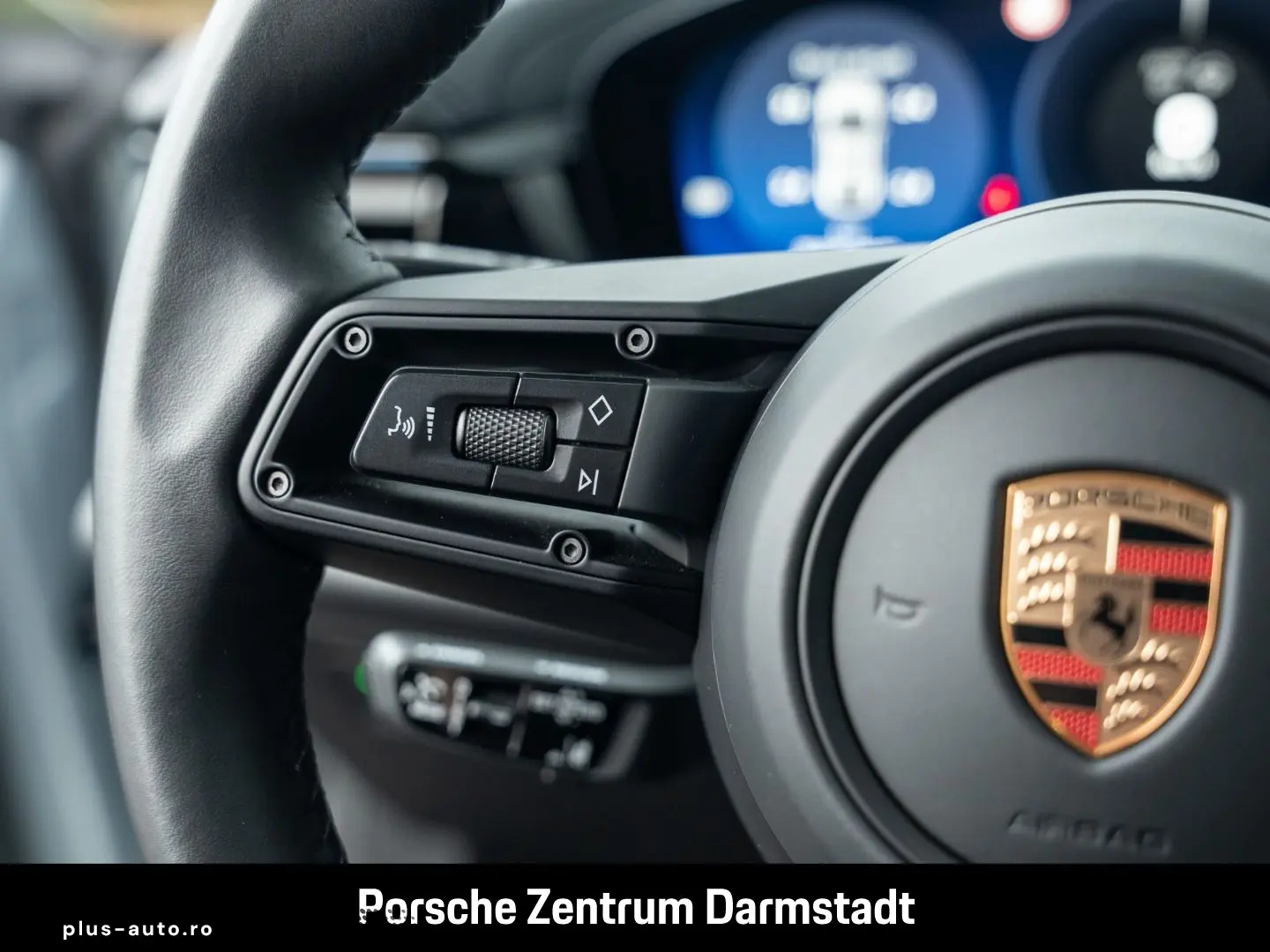PORSCHE Macan 4 InnoDrive Surround-View BOSE 21-Zoll