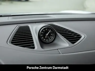 PORSCHE Macan 4 InnoDrive Surround-View BOSE 21-Zoll