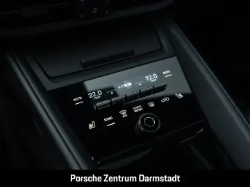 PORSCHE Macan 4 InnoDrive Surround-View BOSE 21-Zoll