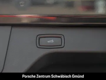 PORSCHE Macan 4 LEDmatrix SurroundView BOSE Luftfederung
