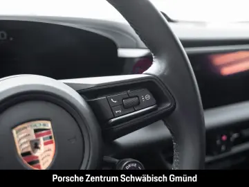 PORSCHE Macan 4 LEDmatrix SurroundView BOSE Luftfederung