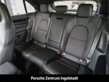 PORSCHE Macan Electric  Panorama  Luftfederung  Surround